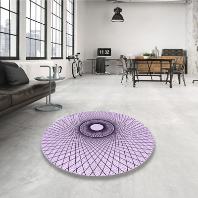 Tapis mauve tissé à la machine