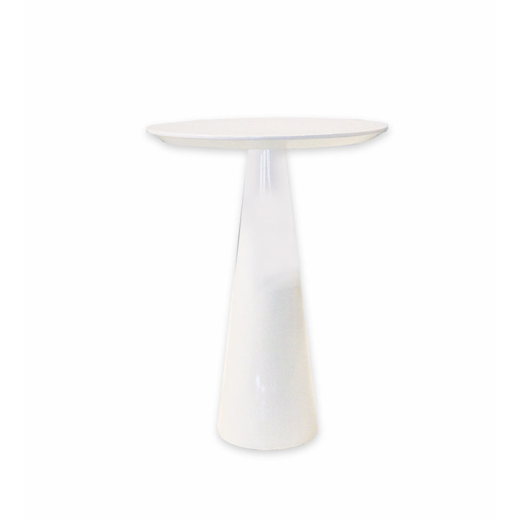 Tower Nesting Tables