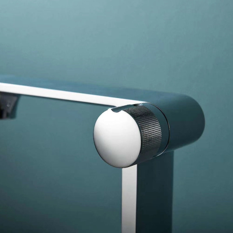 Robinet de salle de bain à un trou, Argent