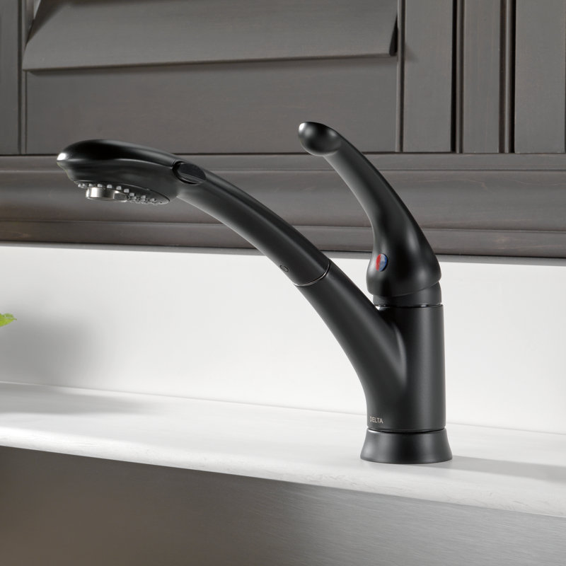 Signature Pull Outs Single Handle Kitchen Faucet with Diamond Seal Technology, White