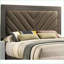 Structure de lit grand format en bois d'hévéa avec tête de lit tapissier en forme de V, style contemporain gris pour les chambres à coucher