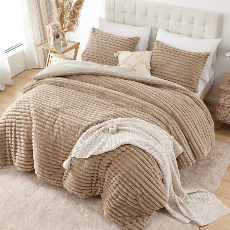 Fluffy Comforter Set 3 Pieces- All Seasons Heavy Faux Fur Comforter With Two Pillowcases, Beige