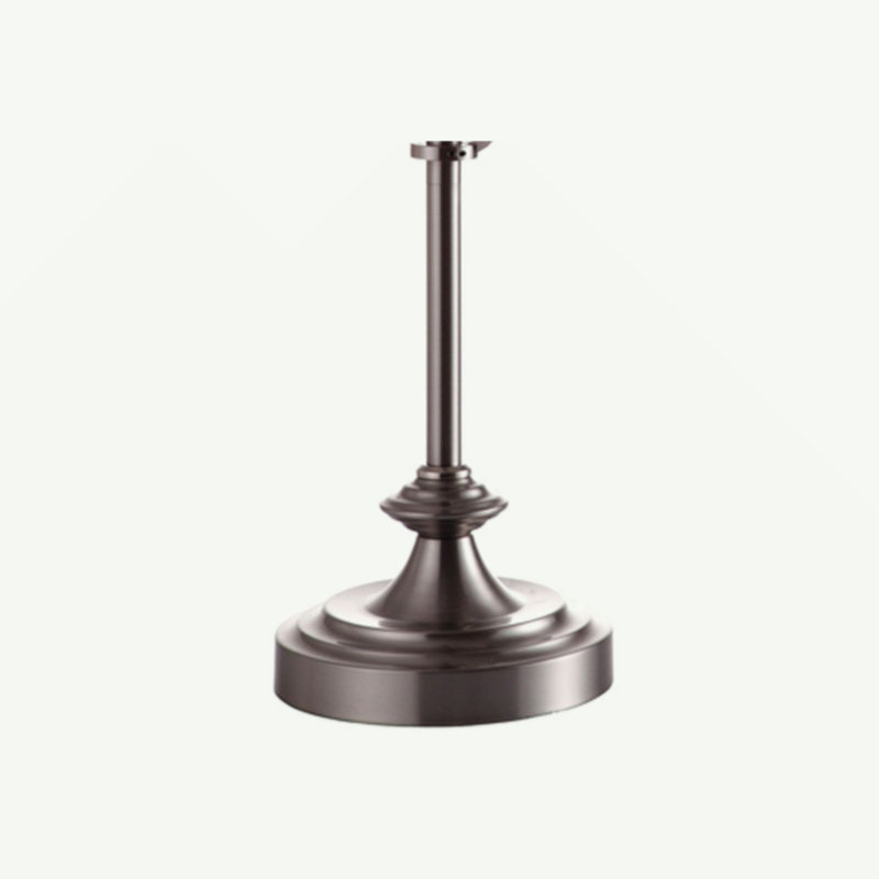 Lampe de table réglable en métal de 24,5 po de hauteur avec bras pivotant perchoir, finition argentée
