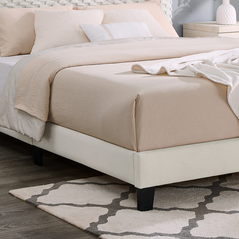 Lit plateforme tapissier Findlay