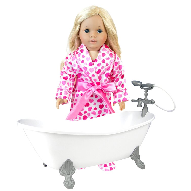 doll with bathtub