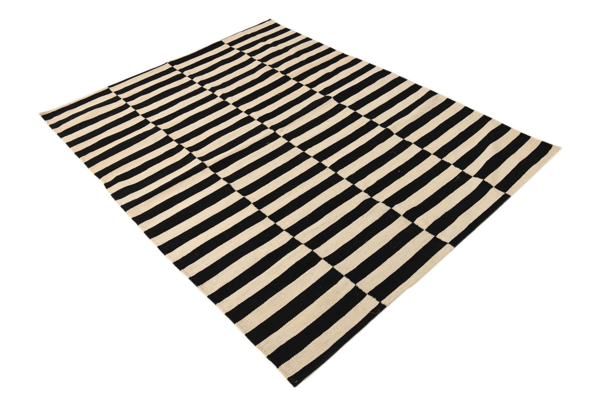 Wayfair Black And White Rugnull