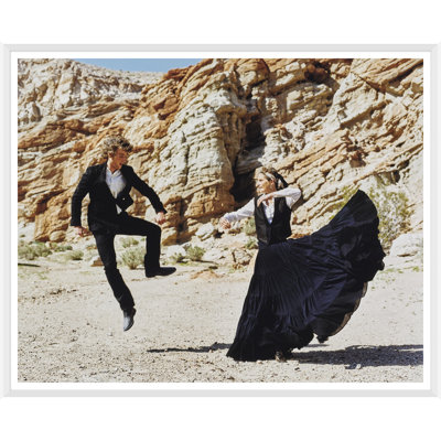 «Dancing» par Arthur Elgort - Photographie encadrée sur papier