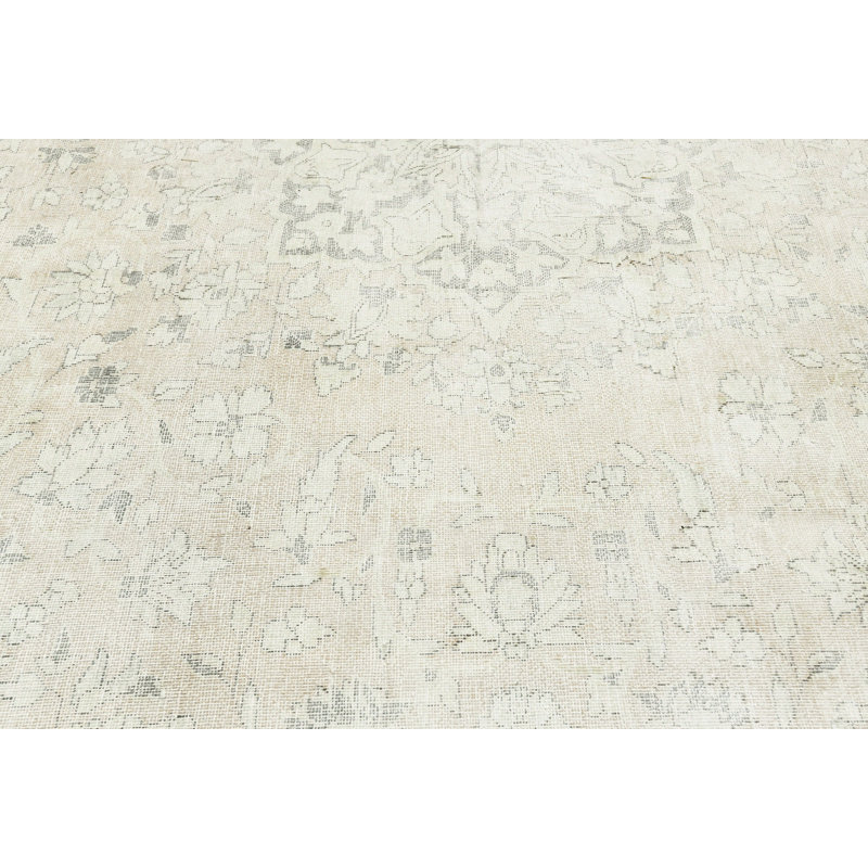 Muted Beige Traditional 7X11 Oriental Area Rug