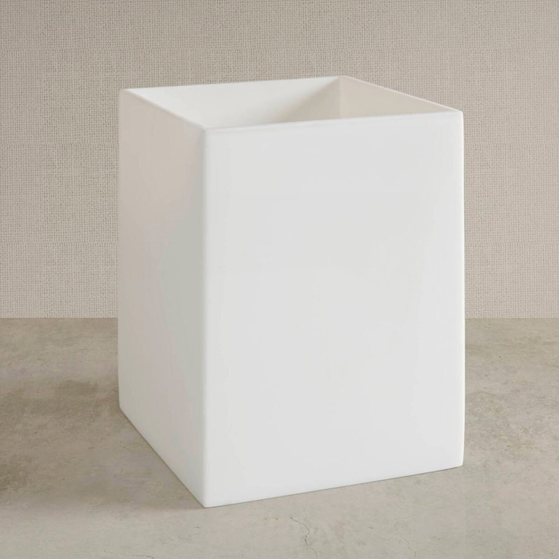 One Size Bath Accessories Set, Frosted White