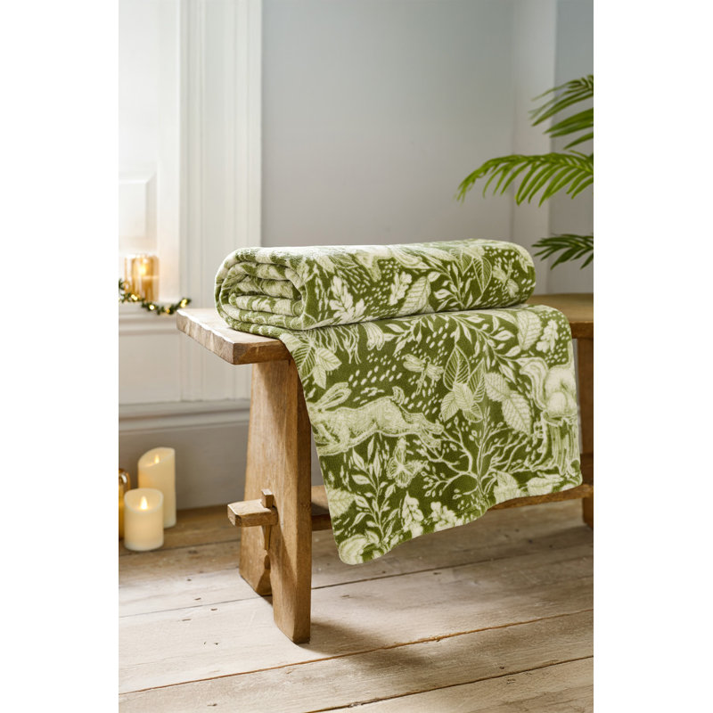Deyongs 1846 Winter Forest Check Fleece Throw, Green