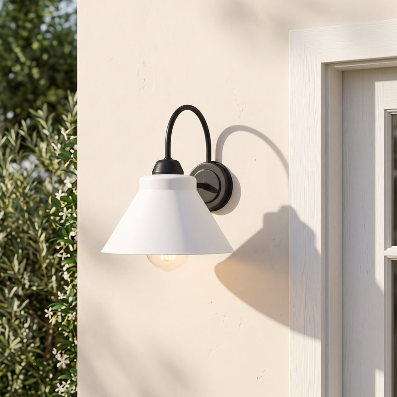 Shayne Metal and Aluminium Wall Light