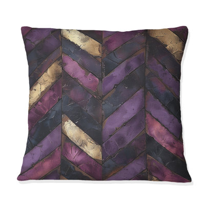 Coussin décoratif violet à motif de chevrons mauves II
