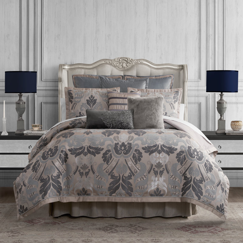 Ensemble d'édredon Lorna Mocha Cal King, Édredon pour très grand lit + 2 très grandes ta