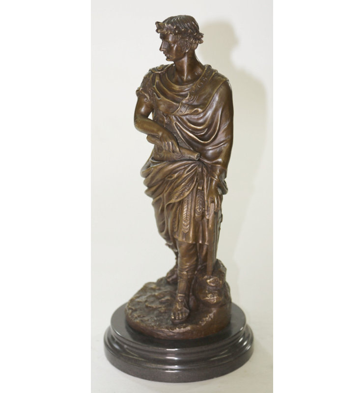 Figurines et sculptures