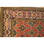 Tapis antique de race blanche