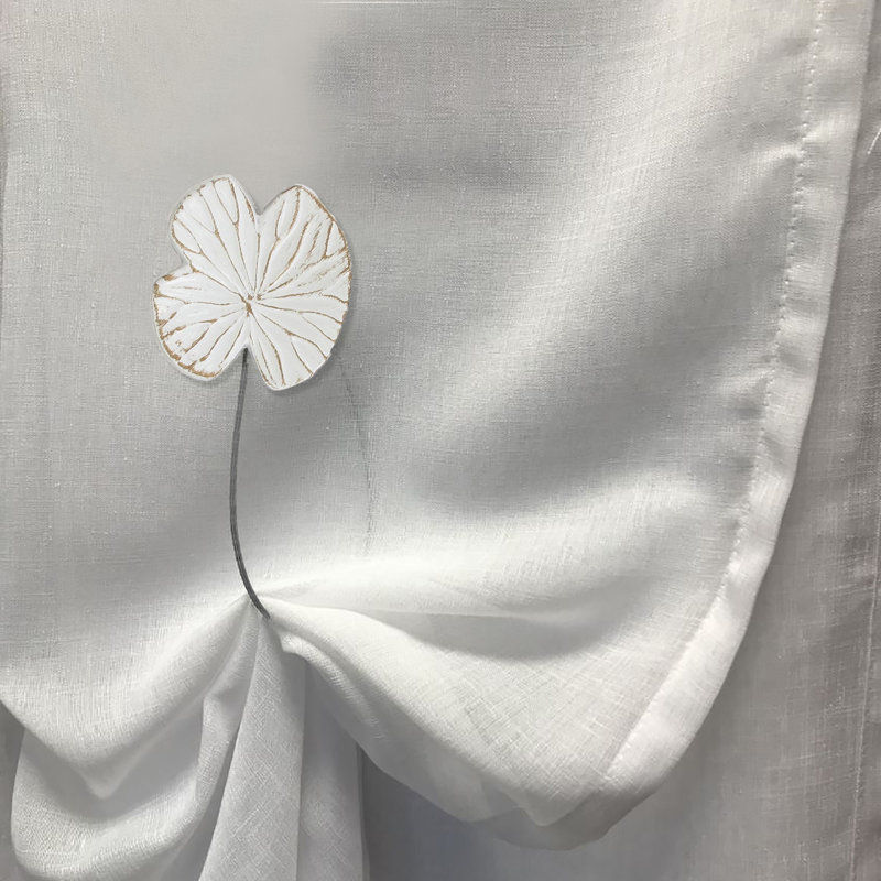 White and Gold Resin Water Lily Curtain Tiebacks, Set of 2