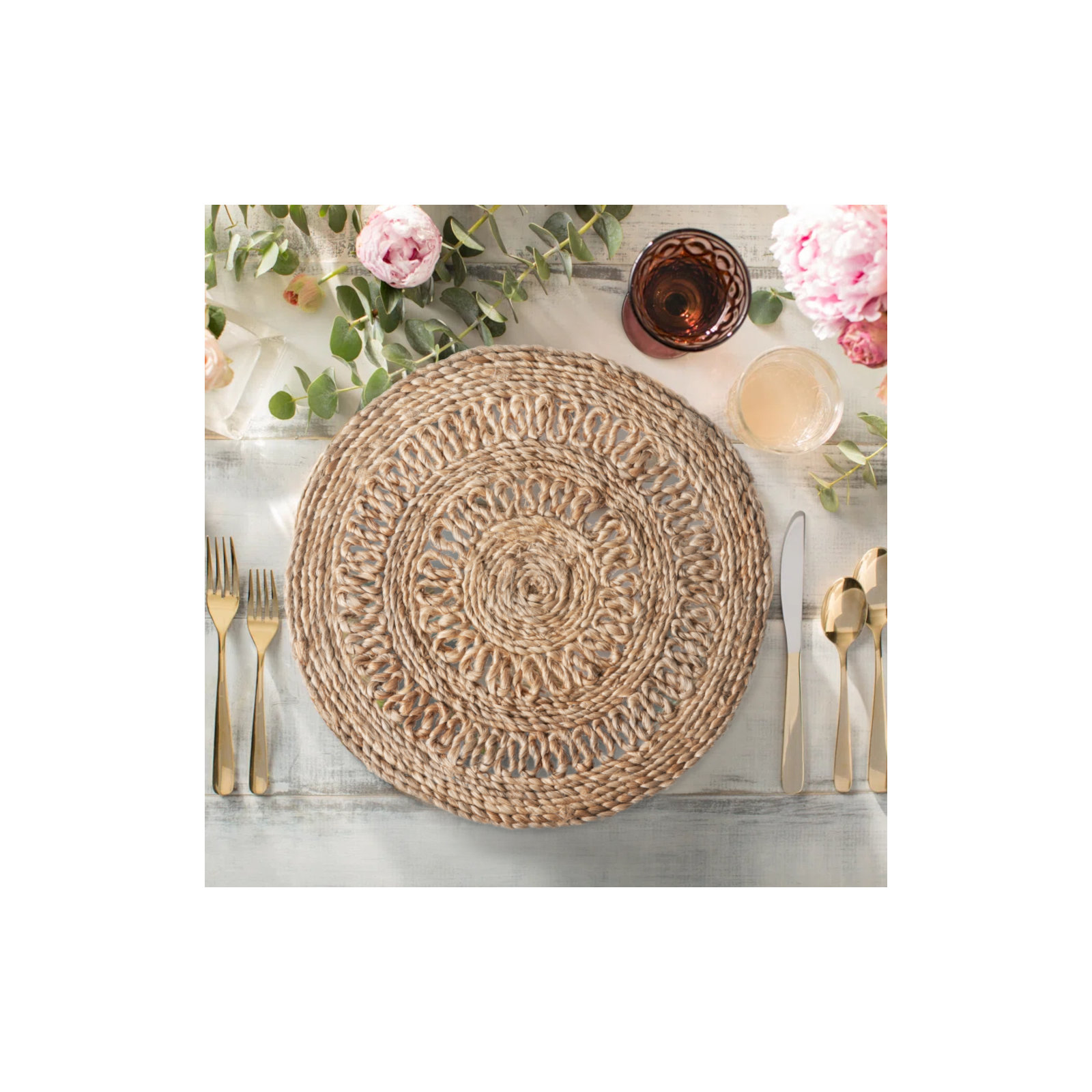 Maluma Handmade Woven Jute Geometric Round Placemat