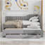 Lit de jour double rembourré avec lit gigogne et trois tiroirs, gris-414134718
