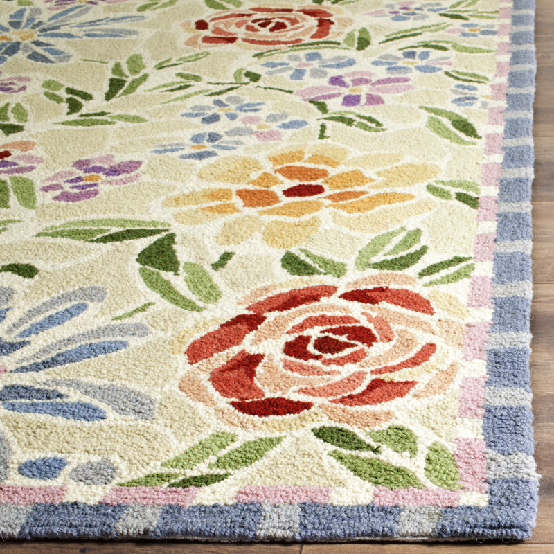 Papillon Floral Handmade Looped Wool Ivory Area Rug, Rectangle 3'9" x 5'9"