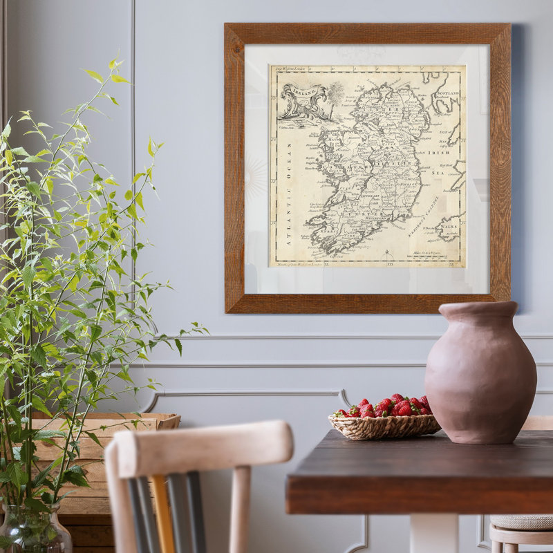 Carte de l'Irlande - impression d'art graphique, H 17 po x l 17 po x P 1,5 po, Papier avec cadre érable