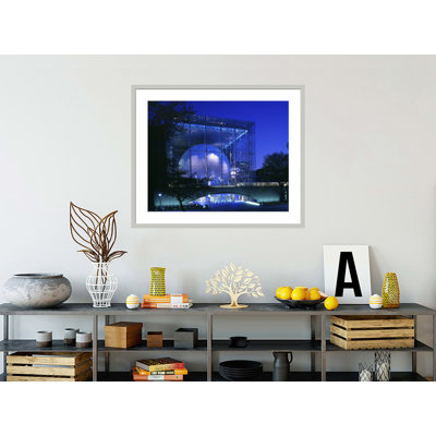 «Rose Center for Earth and Space» par Anonyme - Impression giclée encadrée