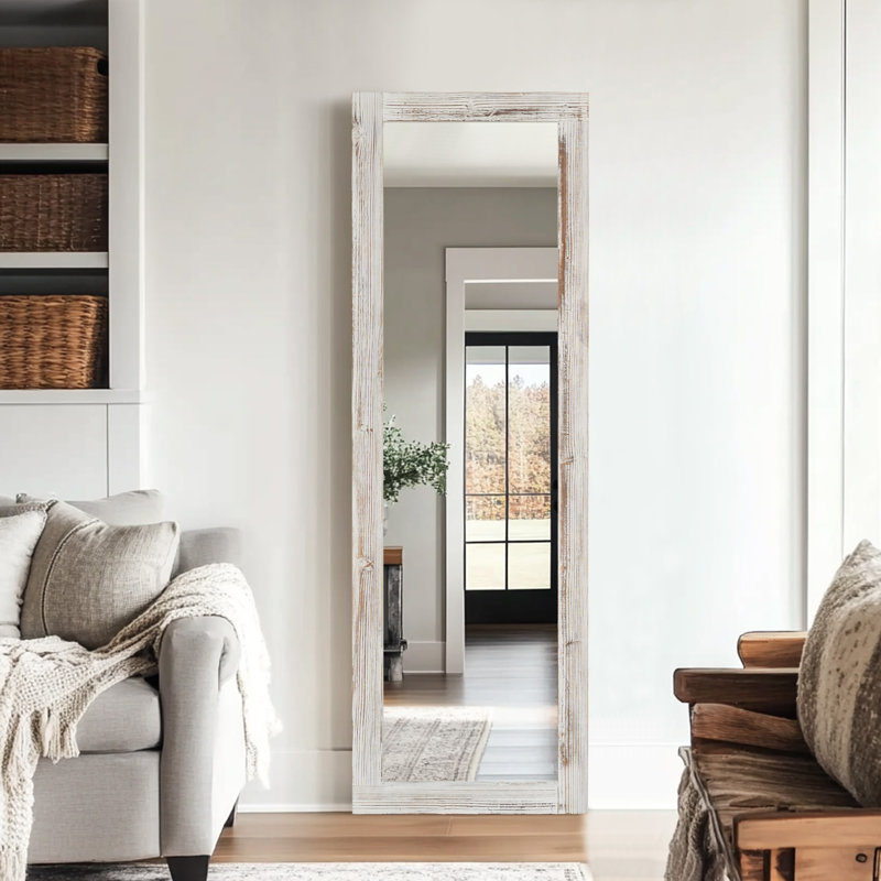 Élégant miroir pleine longueur avec cadre blanc délavé - bois de pin durable, polyvalence autoportante ou murale pour la décoration de la chambre à coucher, du salon et du vestibule