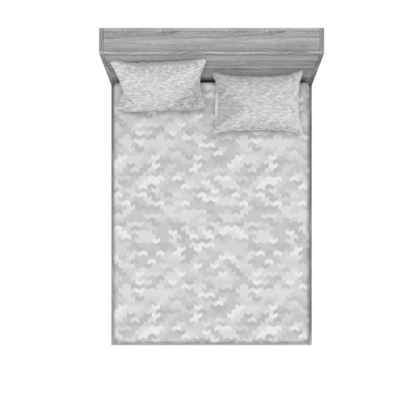 Ensemble de draps abstraits « style moderne » et « fractal » comme les pièces symétriques et les pièces symétriques de tons fumé