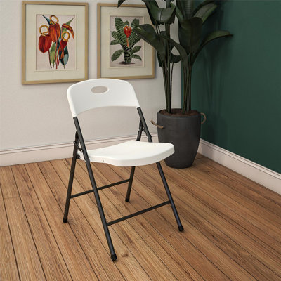 Chaise pliante en plastique massif COSCO, intérieur / extérieur, à contreventement double