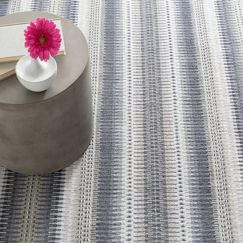 Folly Grey Handwoven Indoor/Outdoor Rug, Rectangle 4' x 6'