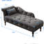 Chaise longue en velours gris avec capitonnage à boutons et pieds en bois massif Élégants boutons et oreiller - Créez une ambiance de chambre à coucher confortable-121098729