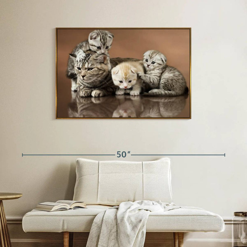 Famille de chats, Cadre flottant doré, 40 po x 27 po