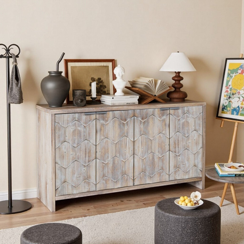 Buffet 59 po en bois massif et panneau de fibres à densité moyenne 4 portes avec tablettes réglables, finition bois naturel délavé