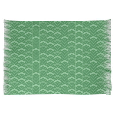 Tapis vert à motif de chevrons