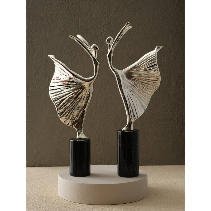 Statue, Silver