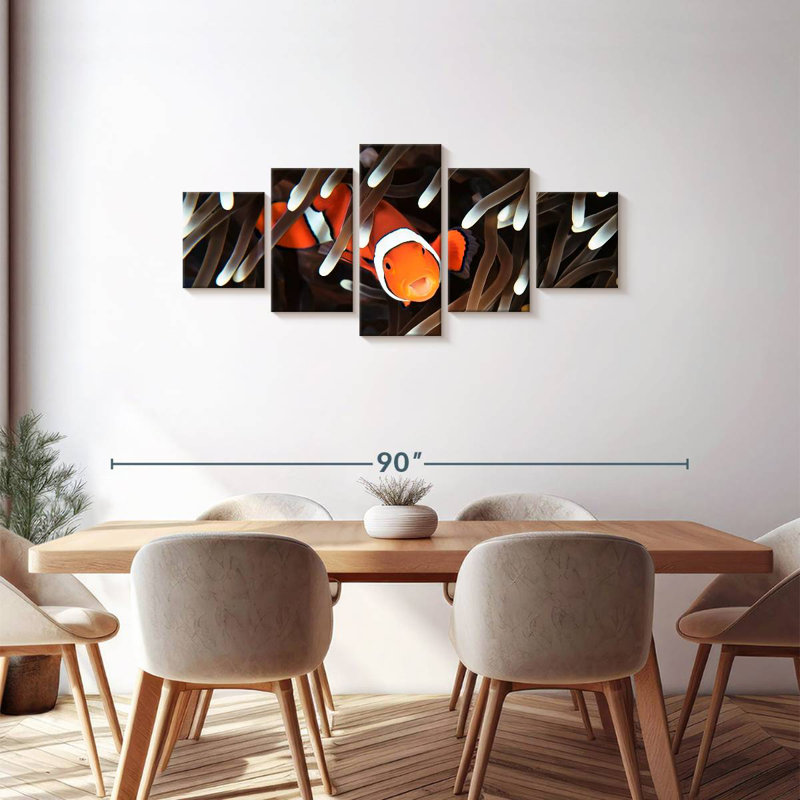 Happy Clownfish, 30" H x 68" W