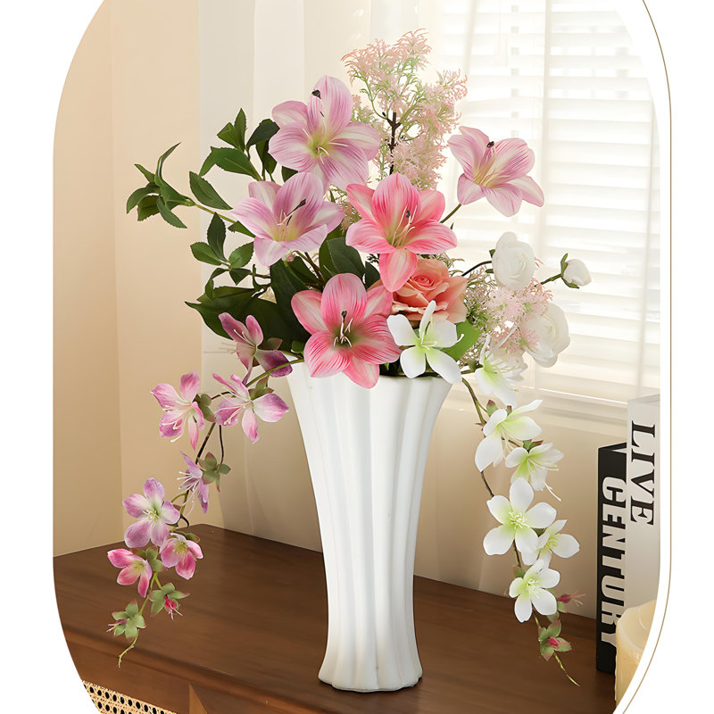 Ornements de fleurs simulées