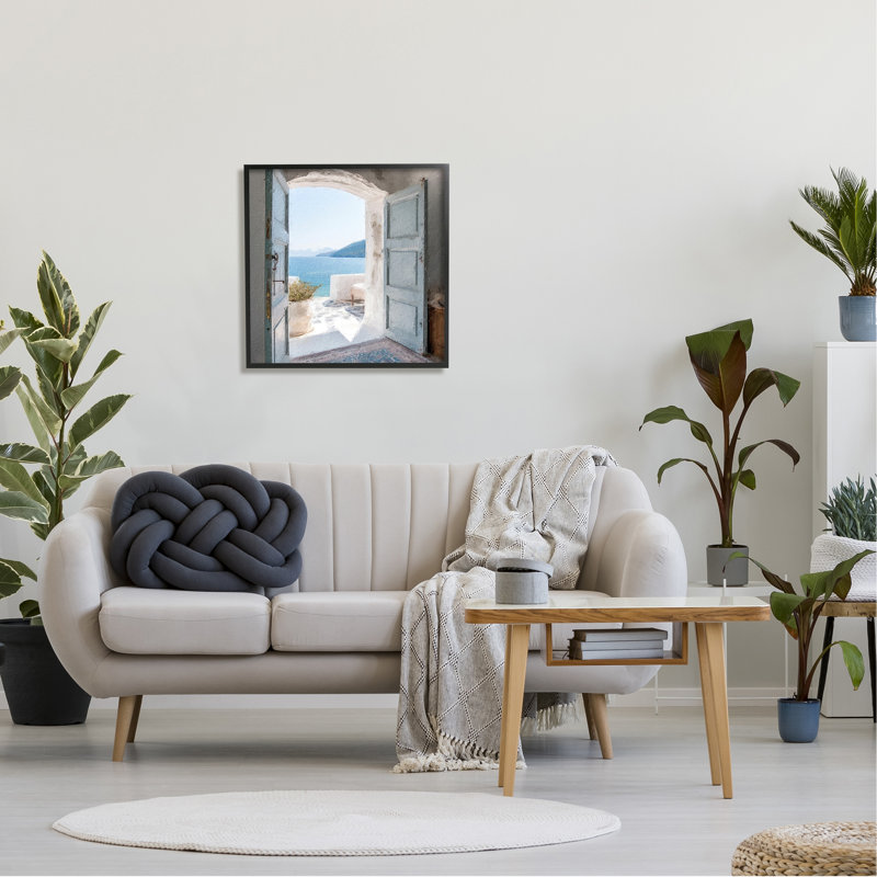 «Coastal Greek Villa On Wood» par LSR Design Studio, impression, Giclée encadrée noir minuit, H 24 po x l 24 po x P 1,5 po