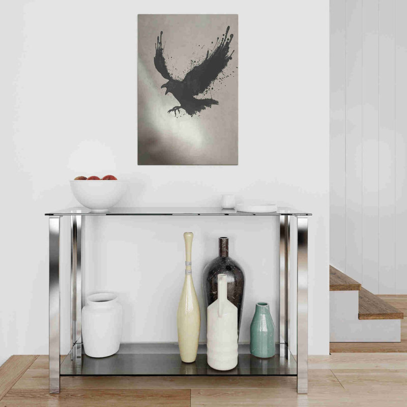 «Raven» par Nicklas Gustafsson, sur aluminium brossé, H 24 po x l 16 po