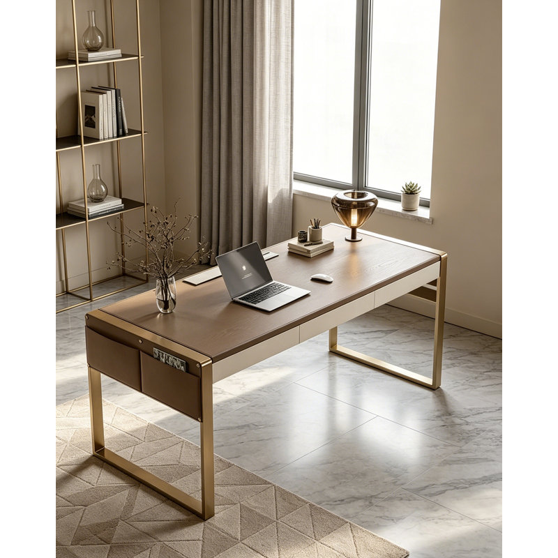 Bureau moderne avec structure en métal doré et plateau en cuir, H 29,53 po x l 55,12 po x P 23,62 po