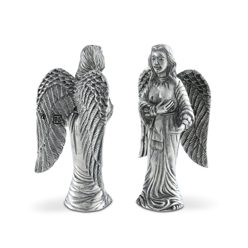 Salt And Pepper Shaker Set