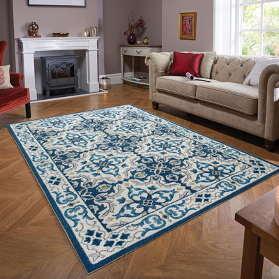 Amaanat Area Rug