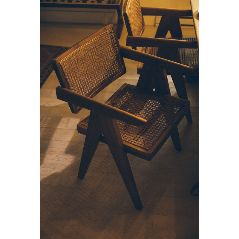 Chaise avec accoudoirs en bois massif Annamaria