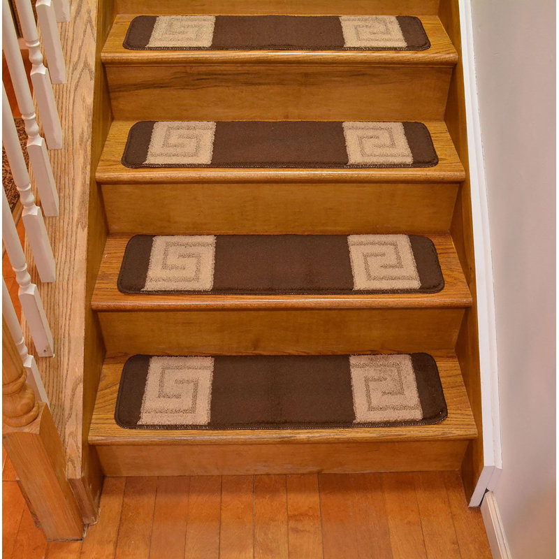 Tapis d'escalier à velours moelleux antidérapant et lavable à la machine 8,5 po x 30 po Rosio, Brun