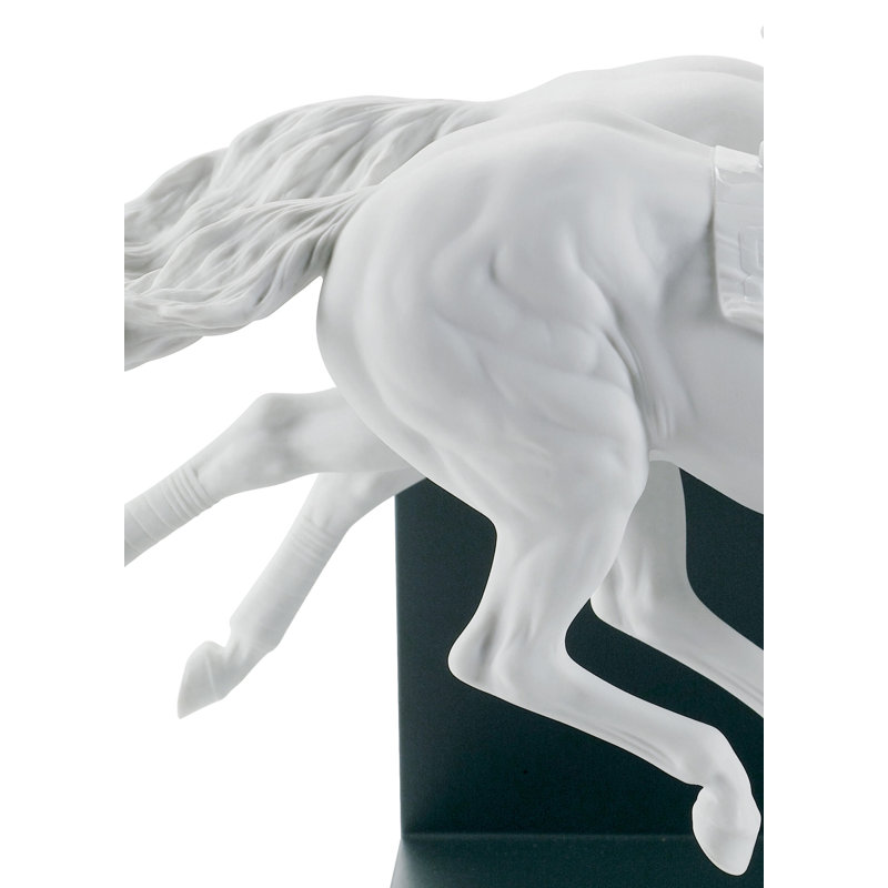 Horse Race Figurine