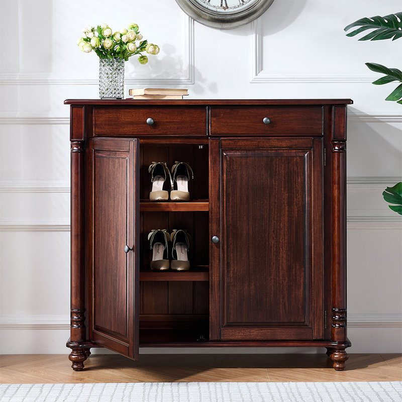 Classic and practical storage shoe cabinet