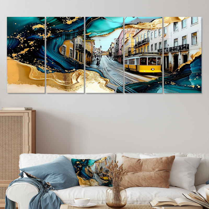 «Emerald Lisbon Street in Portugal I», art mural Portugal - Traditiona, décoration murale, H 28 po x l 60 po