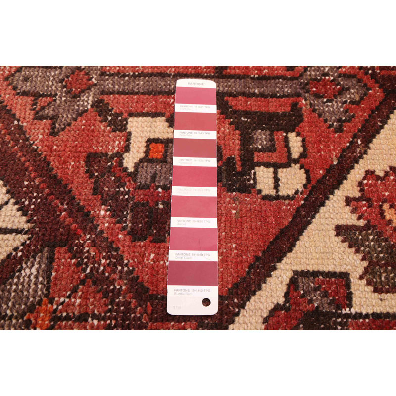 Tapis rouge Antalya 6 pi 6 po x 10 pi 0 po