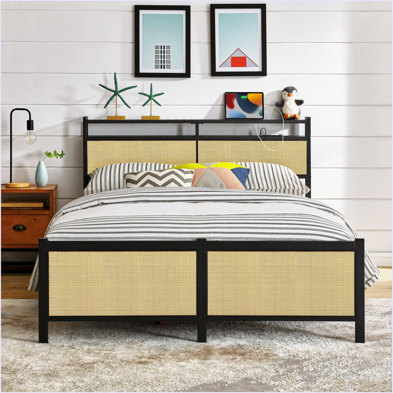 Structure de lit double, Brun