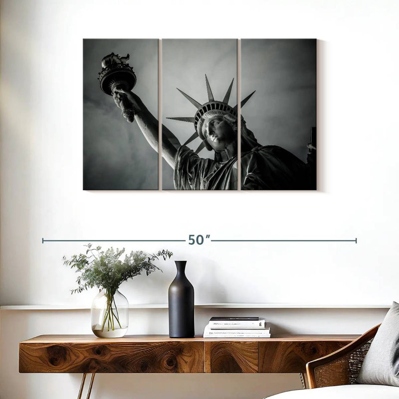 Rorry Overcast Statue Of Liberty, 24" H x 38" W