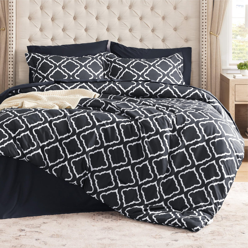 Édredon léger à motif quadrilobe, Édredon double et 6 pièces supplémentaires